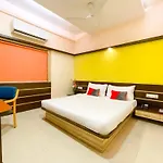 Hotel Golden Treat